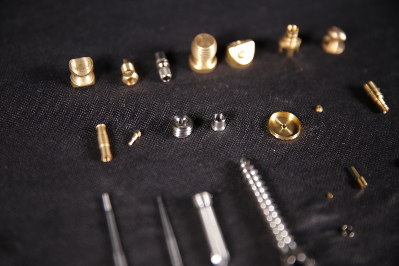 High-Performance CNC Precision Micro-Components | Custom Hardware & Fluid Connectors 